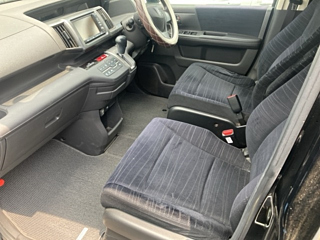 HONDA STEP WAGON 2010