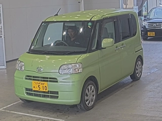 DAIHATSU TANTO 2011