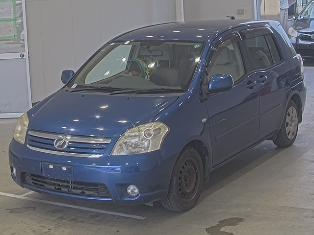 TOYOTA RAUM 2008