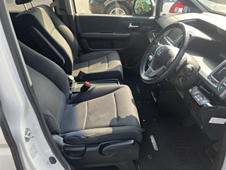 HONDA STEP WAGON 2012