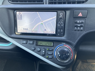 TOYOTA AQUA 2012