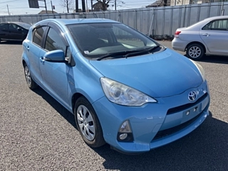 TOYOTA AQUA 2012