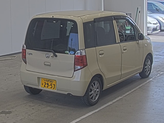 HONDA LIFE 2011