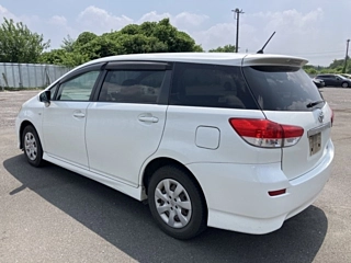 TOYOTA WISH 2010
