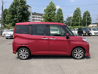 TOYOTA ROOMY 2018
