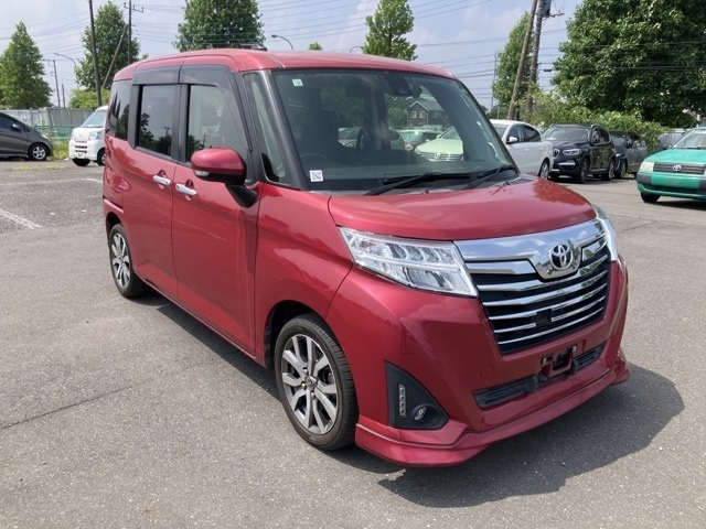 TOYOTA ROOMY 2018
