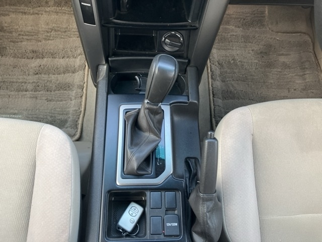 TOYOTA LAND CRUISER PRADO 2010