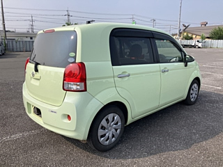 TOYOTA PORTE 2012