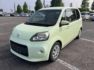 TOYOTA PORTE 2012