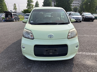TOYOTA PORTE 2012