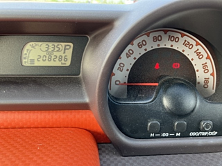 TOYOTA PORTE 2012