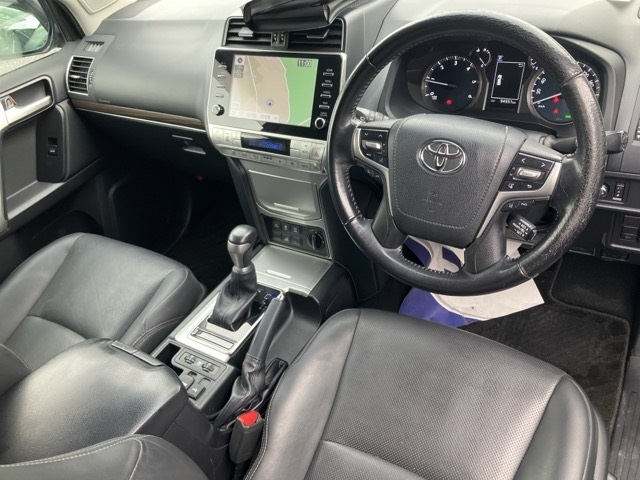 TOYOTA LAND CRUISER PRADO 2020