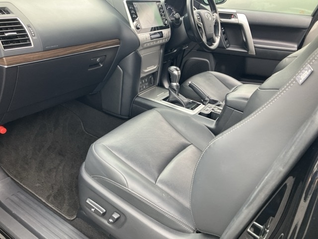TOYOTA LAND CRUISER PRADO 2020