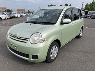 TOYOTA SIENTA 2010