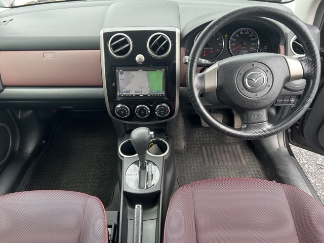 MAZDA VERISA 2008