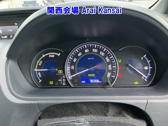 TOYOTA ESQUIRE 2019