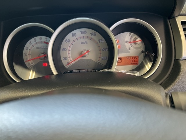 NISSAN TIIDA 2010