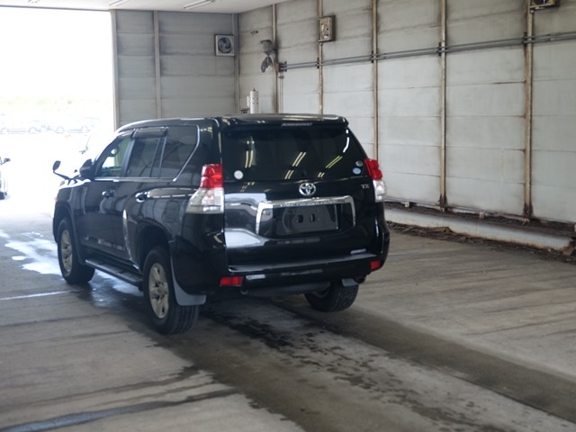 TOYOTA LAND CRUISER PRADO 2010