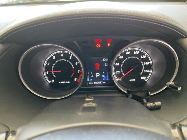 MITSUBISHI OUTLANDER 2011