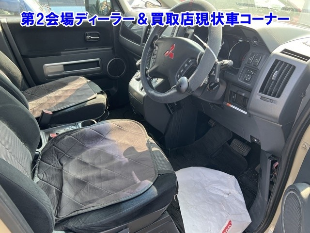 MITSUBISHI DELICA D5 2009
