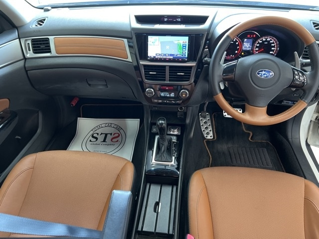 SUBARU EXIGA 2016