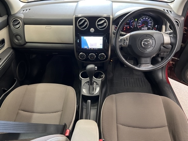 MAZDA VERISA 2013