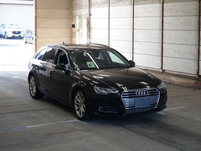 AUDI A4 2016