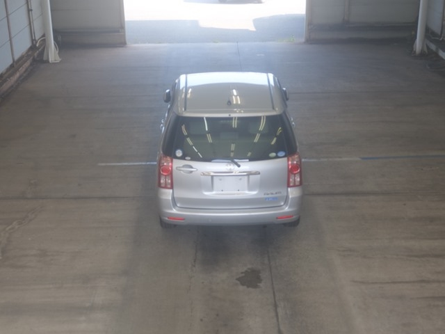 TOYOTA RAUM 2009