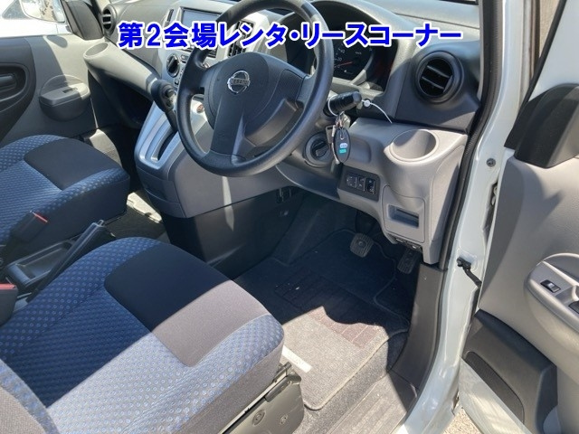 NISSAN NV200 2012