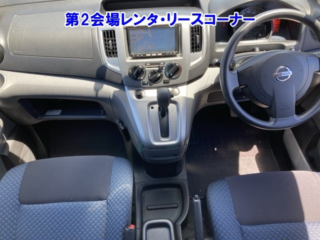 NISSAN NV200 2012