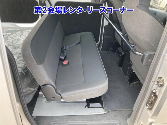 NISSAN NV200 2018