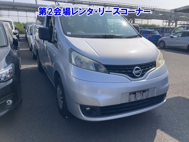 NISSAN NV200 2015