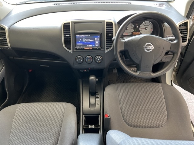 NISSAN WINGROAD 2017