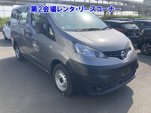 NISSAN NV200 2020