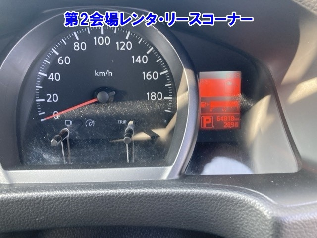 NISSAN NV200 2020