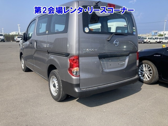 NISSAN NV200 2020