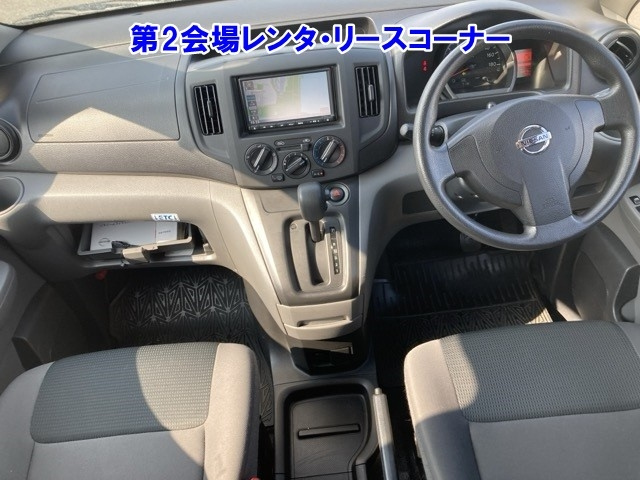 NISSAN NV200 2020