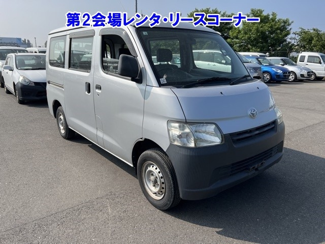 TOYOTA TOWN ACE VAN 2016