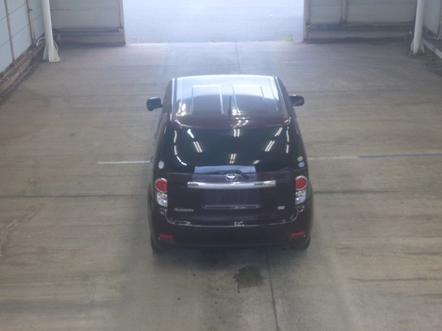 TOYOTA COROLLA RUMION 2010
