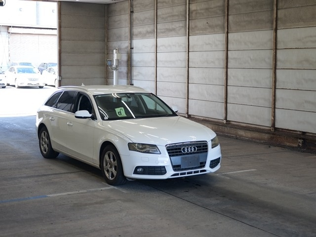 AUDI A4 2010