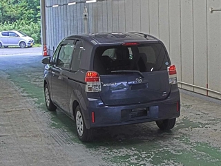 TOYOTA SPADE 2012