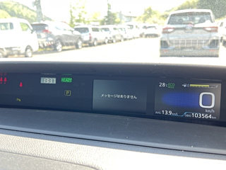 TOYOTA PRIUS 2021