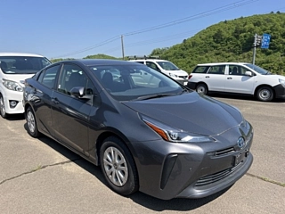 TOYOTA PRIUS 2021