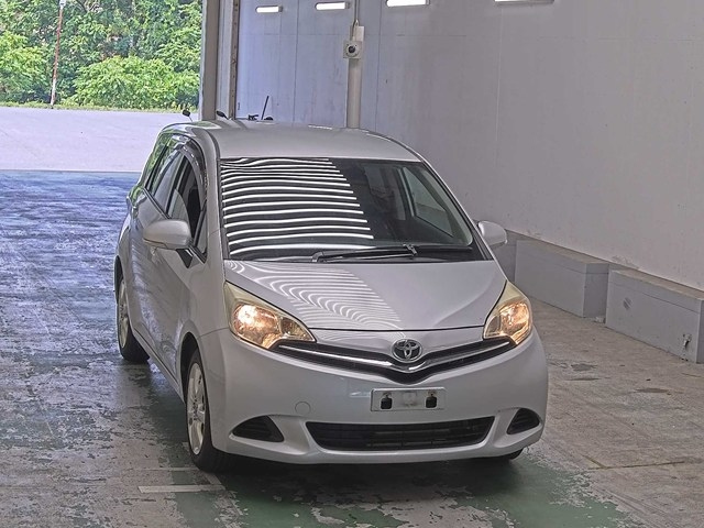 TOYOTA RACTIS 2011