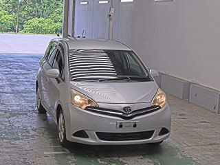 TOYOTA RACTIS 2011