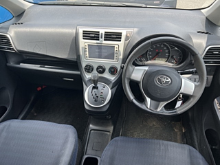 TOYOTA RACTIS 2011