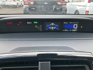 TOYOTA PRIUS 2021