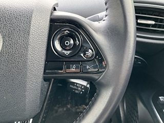 TOYOTA PRIUS 2021