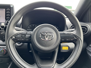 TOYOTA YARIS 2021