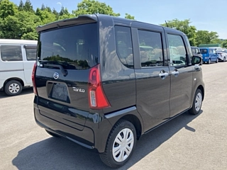 DAIHATSU TANTO 2021
